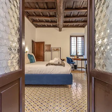 18 Ciancaleoni House شقة *