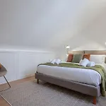 18 Ciancaleoni House *